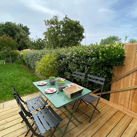 Maison 4 Personnes, Jardin, Piscine La Rochelle 펜션 라고르