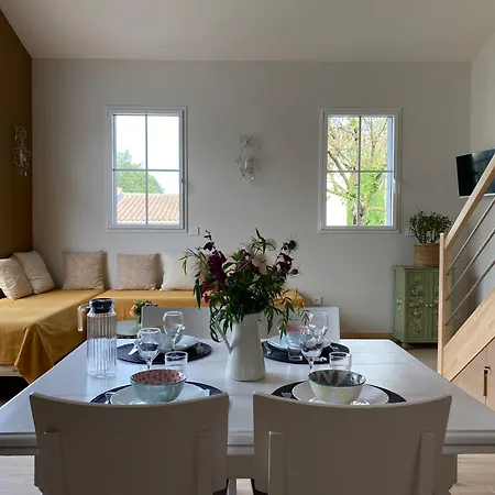 Maison 4 Personnes, Jardin, Piscine La Rochelle 펜션 라고르