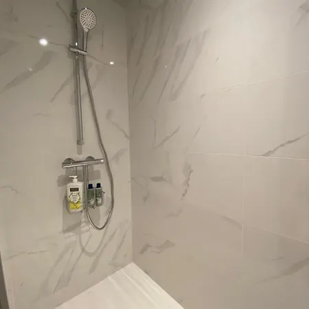 Maison 4 Personnes, Jardin, Piscine La Rochelle 라고르